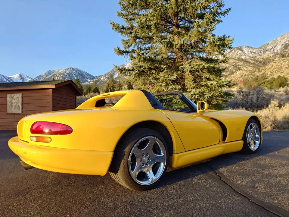 2001 Dodge Viper 2nd Gen - Image 10 of 16