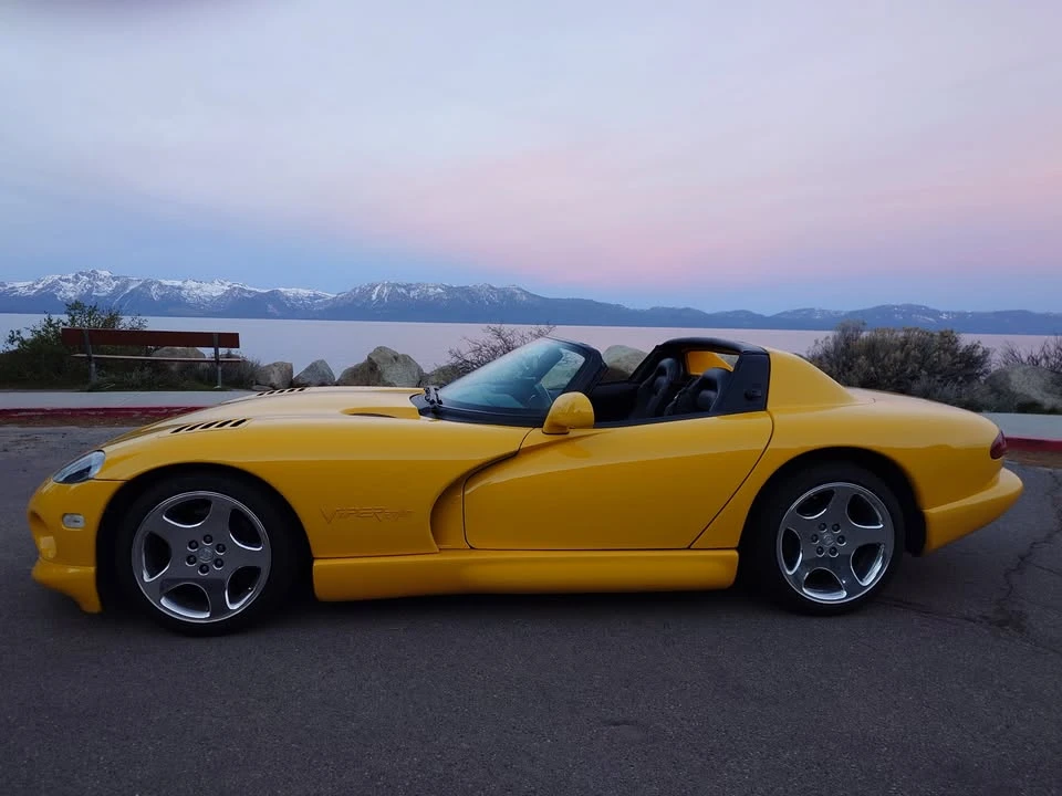 2001 Dodge Viper 2nd Gen - Image 2 of 16