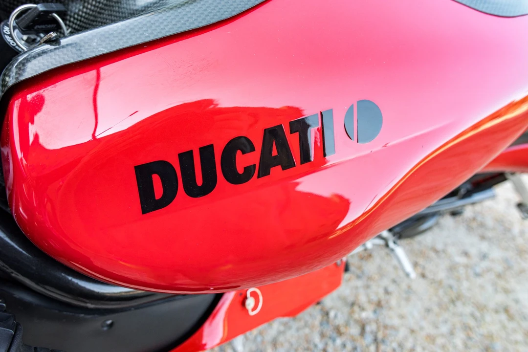 2001 Ducati 996 - Image 29 of 31