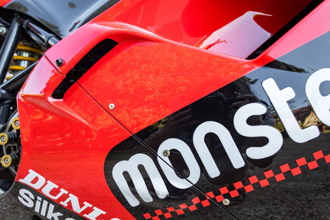 2001 Ducati 996 - Image 24 of 31