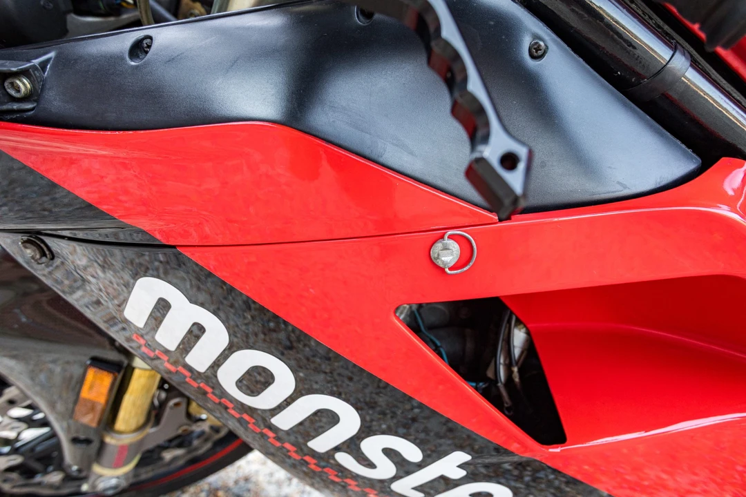 2001 Ducati 996 - Image 25 of 31