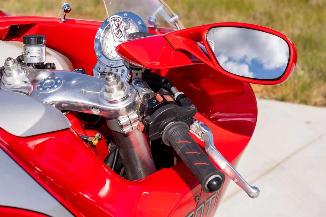 2001 Ducati MH900e - Image 22 of 31