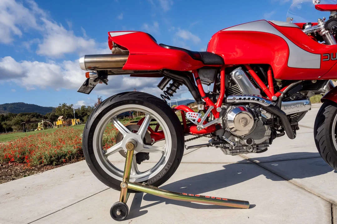 2001 Ducati MH900e - Image 13 of 31
