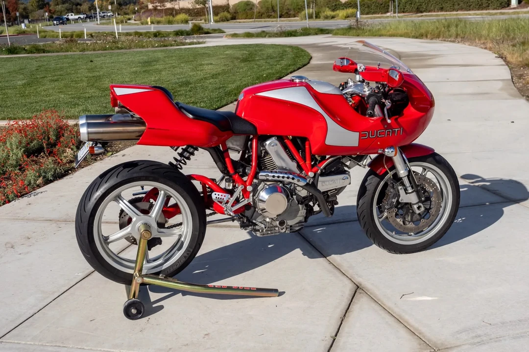 2001 Ducati MH900e - Image 7 of 31