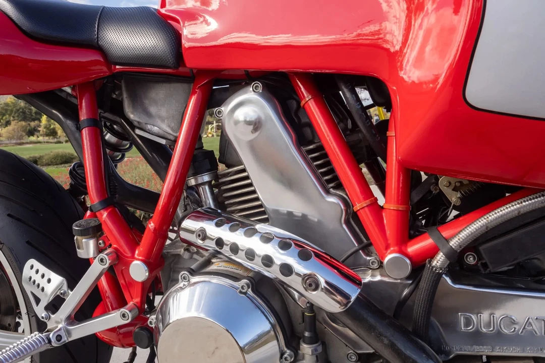 2001 Ducati MH900e - Image 27 of 31