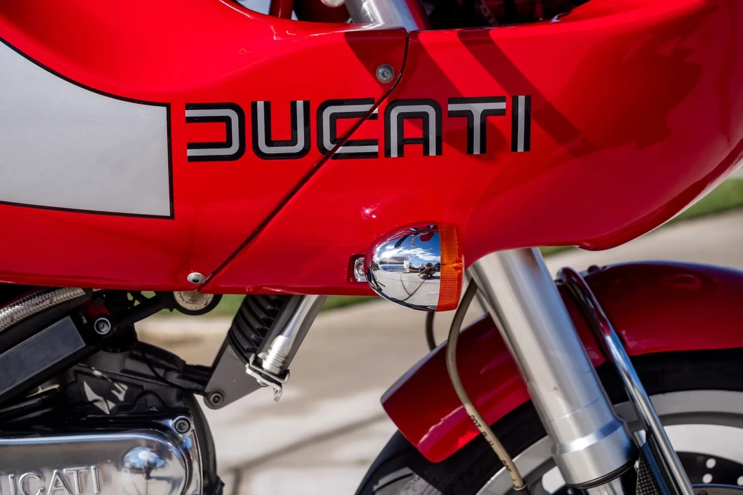 2001 Ducati MH900e - Image 19 of 31