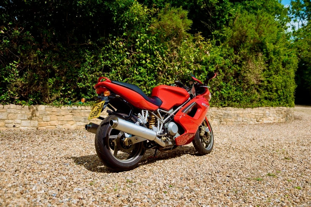2001 Ducati - Image 8 of 30
