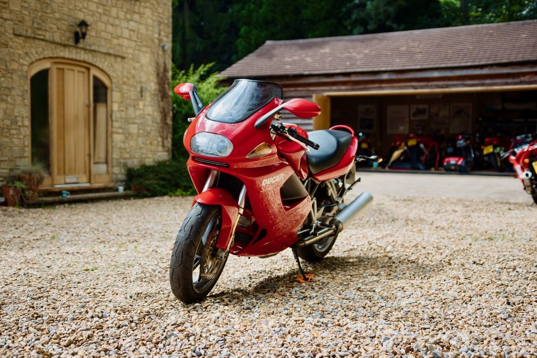 2001 Ducati - Image 16 of 30