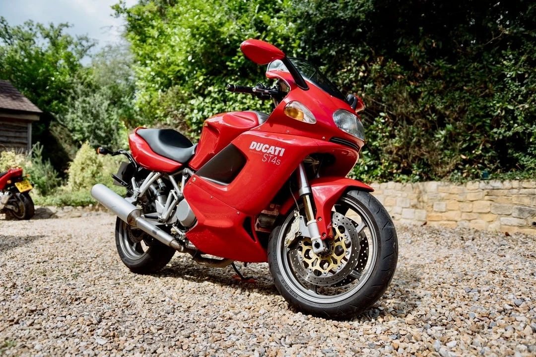 2001 Ducati - Image 10 of 30