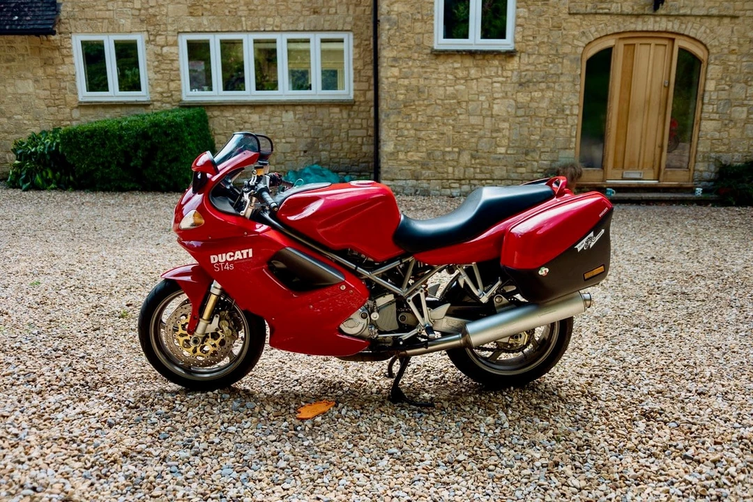 2001 Ducati - Image 11 of 30