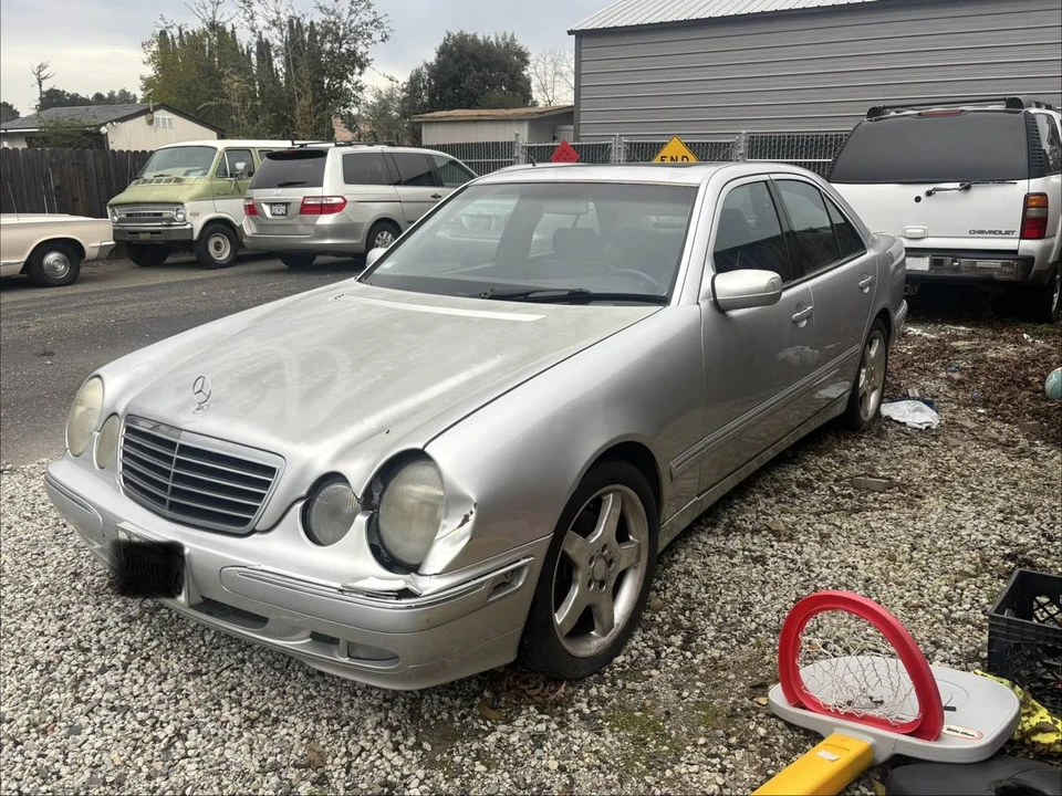 2001 Mercedes-Benz W210 E-Class - Image 2 of 4