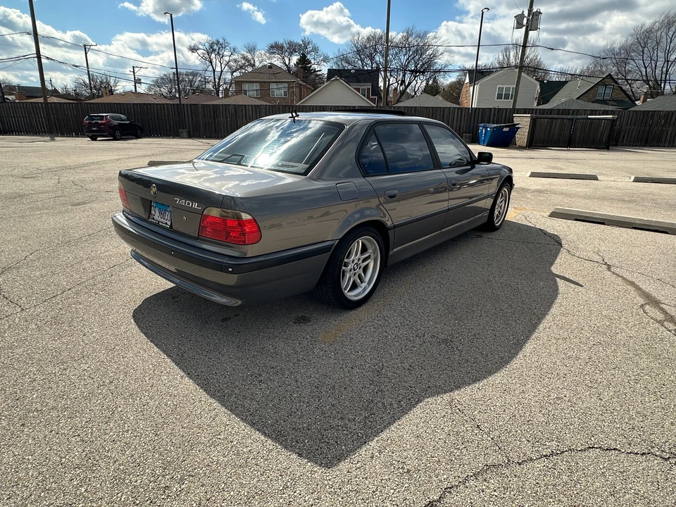2001 BMW E38 7 Series - Image 2 of 6