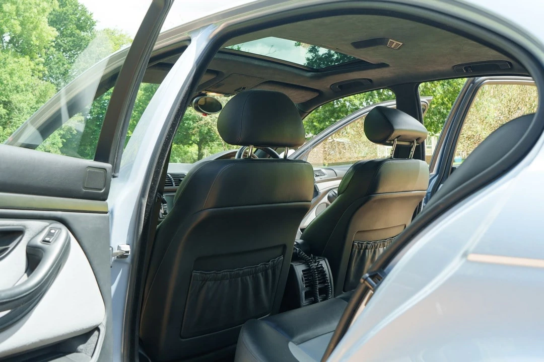 2001 BMW E39 M5 - Image 27 of 30