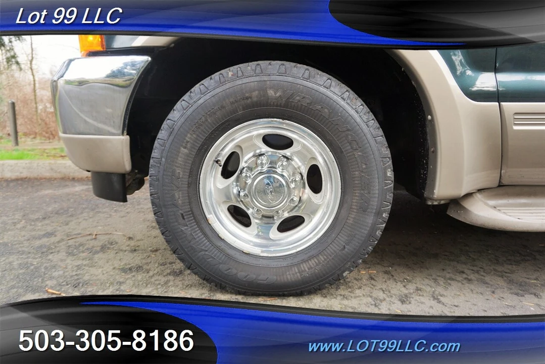 2001 Ford Excursion - Image 3 of 4