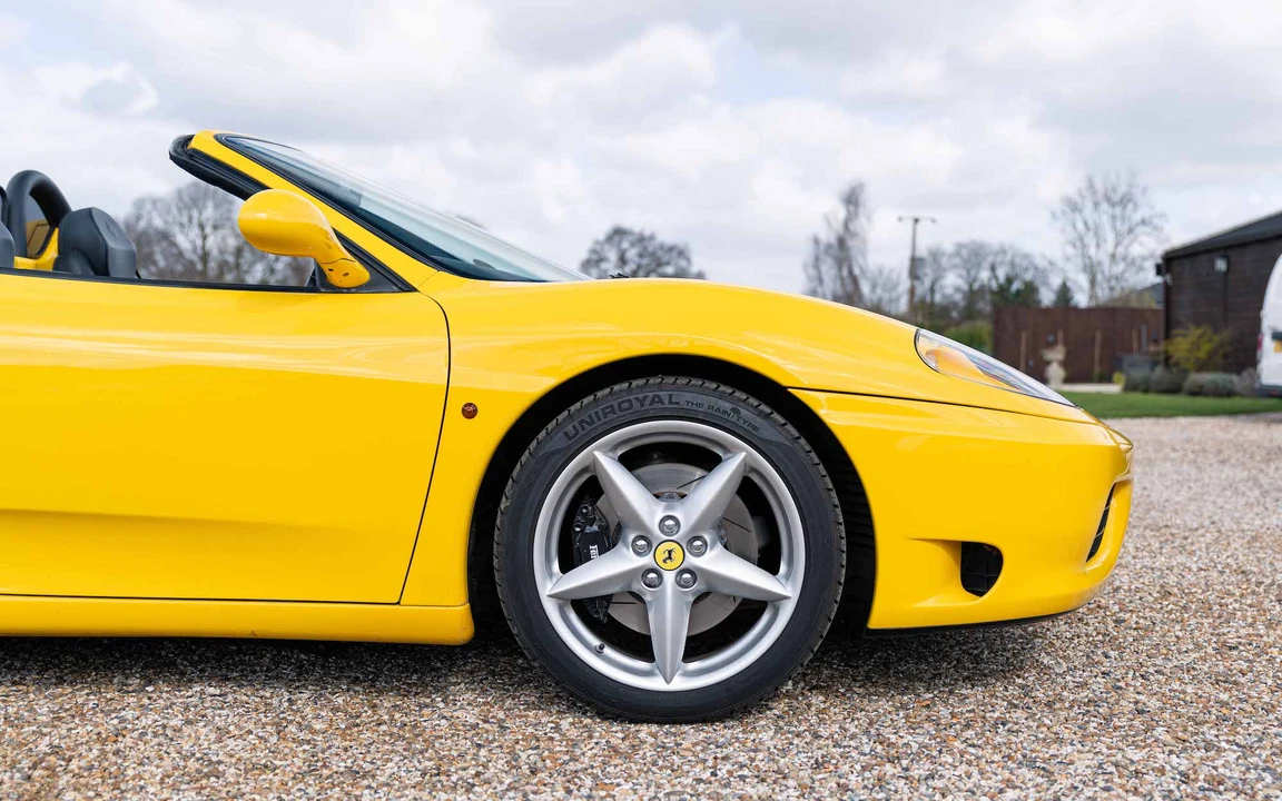 2001 Ferrari 360 Spider - Image 25 of 31