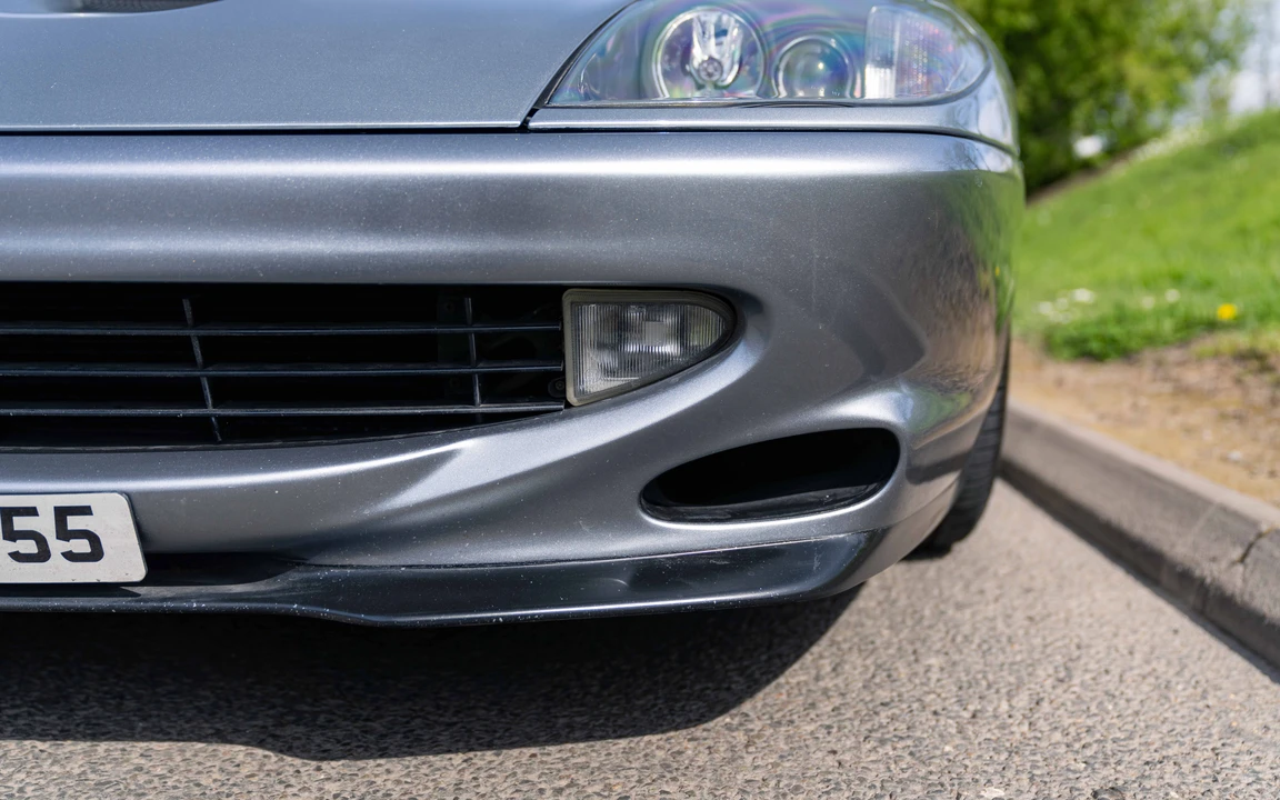 2001 Ferrari 550 Maranello - Image 24 of 31