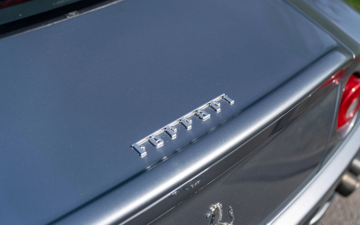 2001 Ferrari 550 Maranello - Image 27 of 31