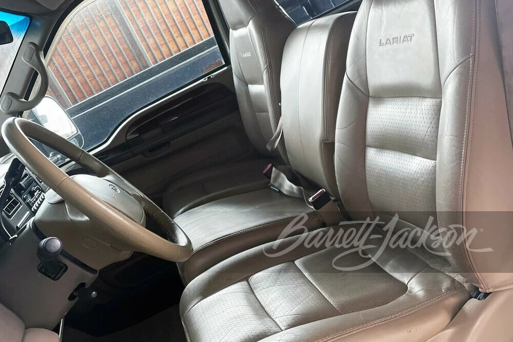 2001 Ford Super Duty 1st Gen - Image 3 of 4