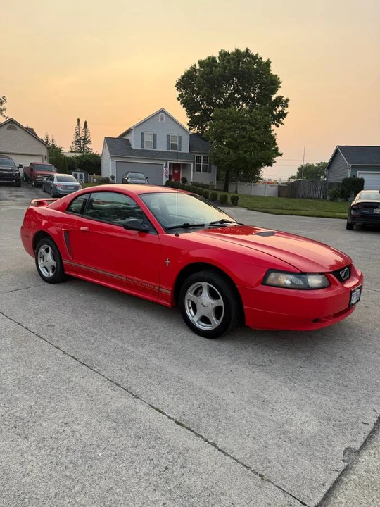 2001 Ford SN95 Mustang - Image 7 of 17