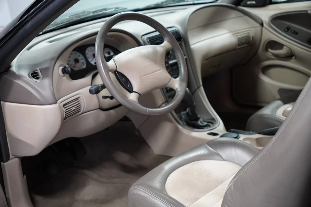 2001 Ford SN95 Mustang Cobra - Image 9 of 20