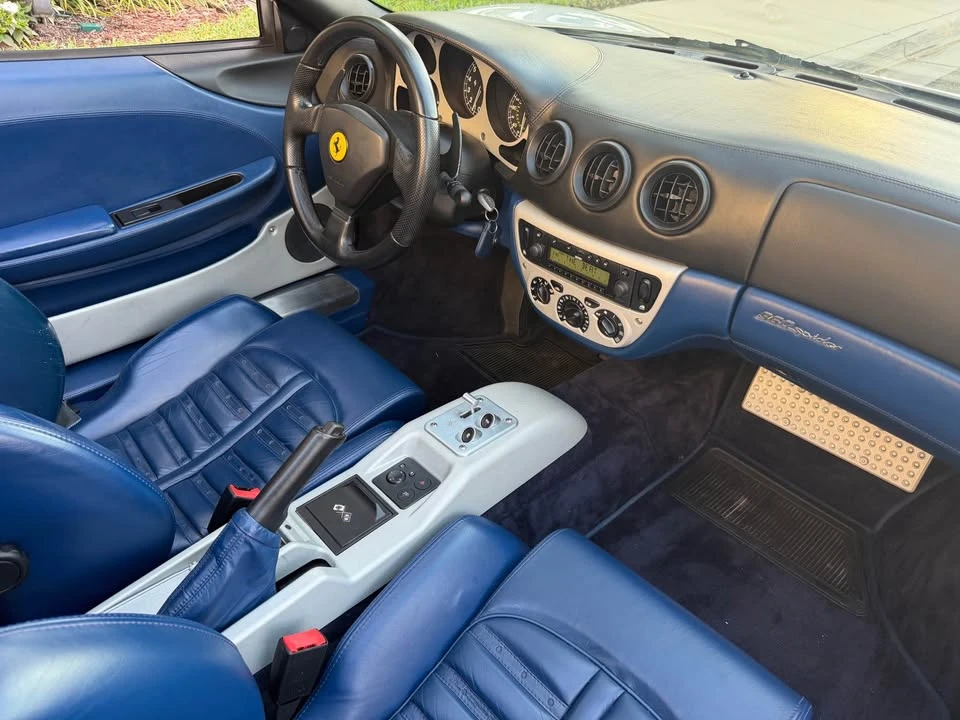 2001 Ferrari 360 Spider - Image 18 of 19