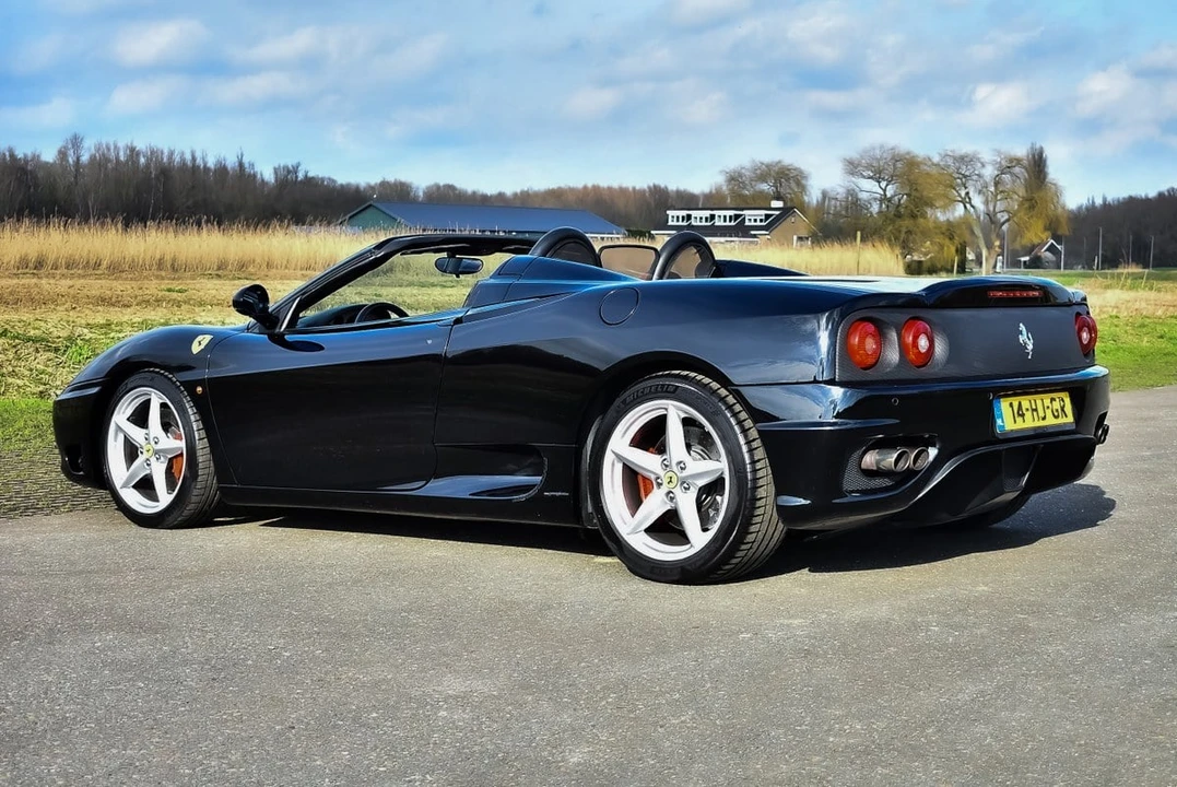 2001 Ferrari 360 Spider - Image 17 of 30