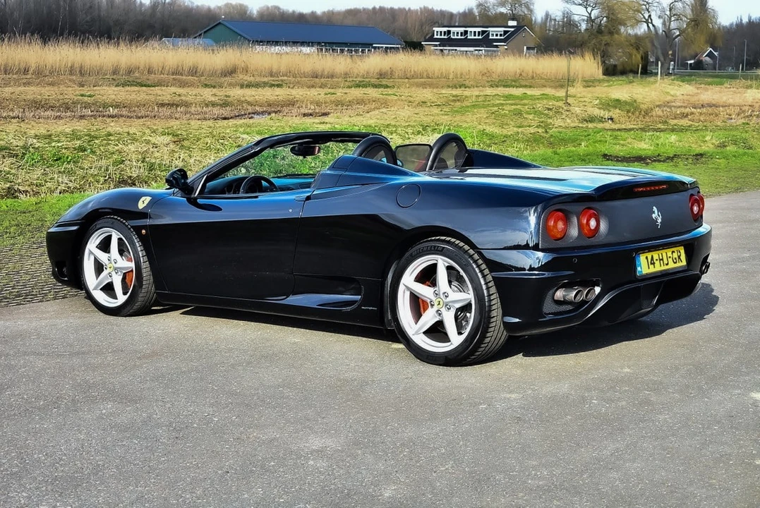 2001 Ferrari 360 Spider - Image 16 of 30