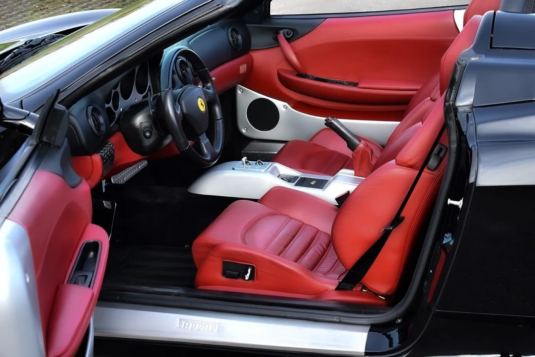 2001 Ferrari 360 Spider - Image 26 of 30
