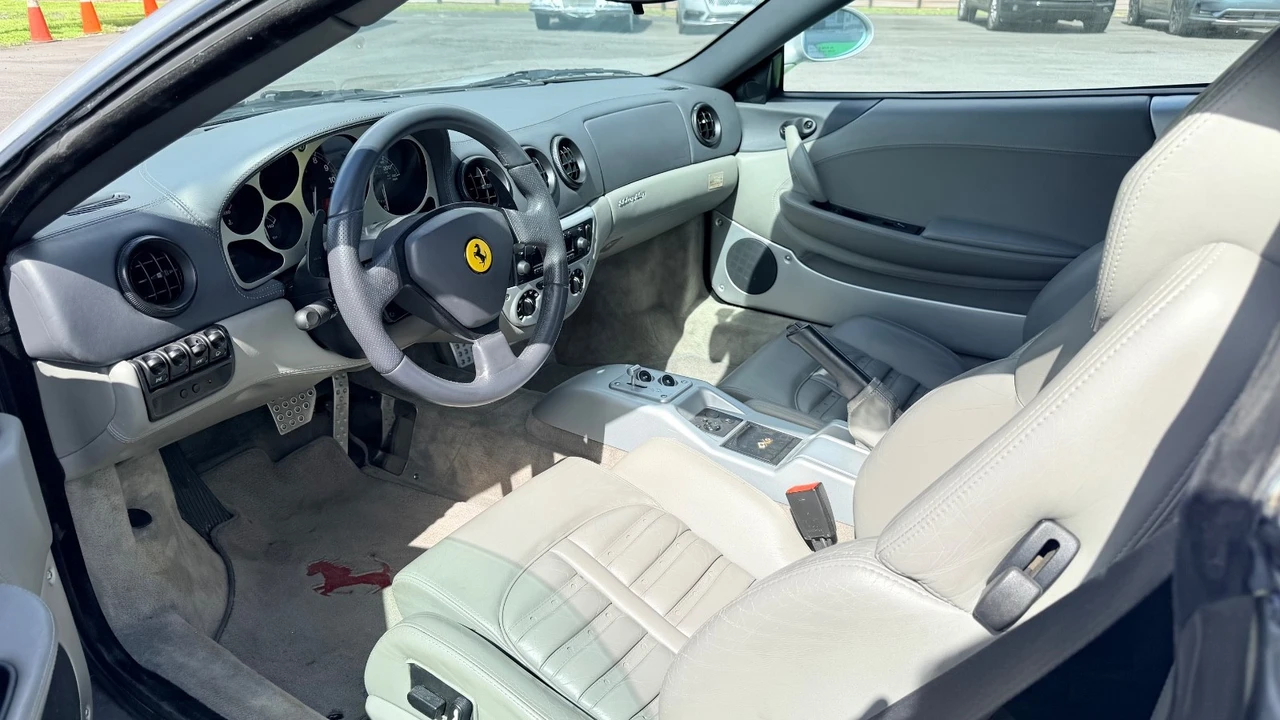 2001 Ferrari 360 Spider - Image 14 of 25