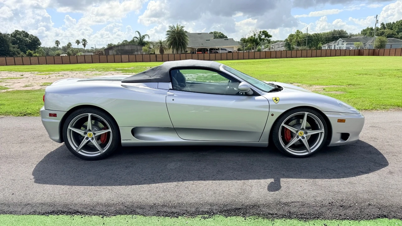 2001 Ferrari 360 Spider - Image 7 of 25