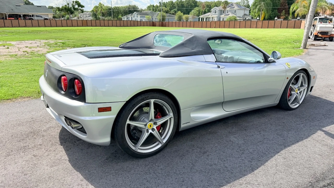 2001 Ferrari 360 Spider - Image 10 of 25