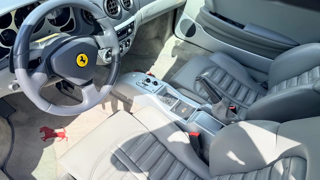 2001 Ferrari 360 Spider - Image 17 of 25