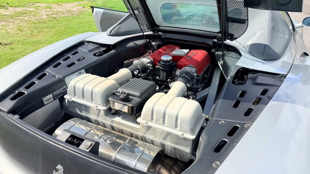 2001 Ferrari 360 Spider - Image 22 of 25