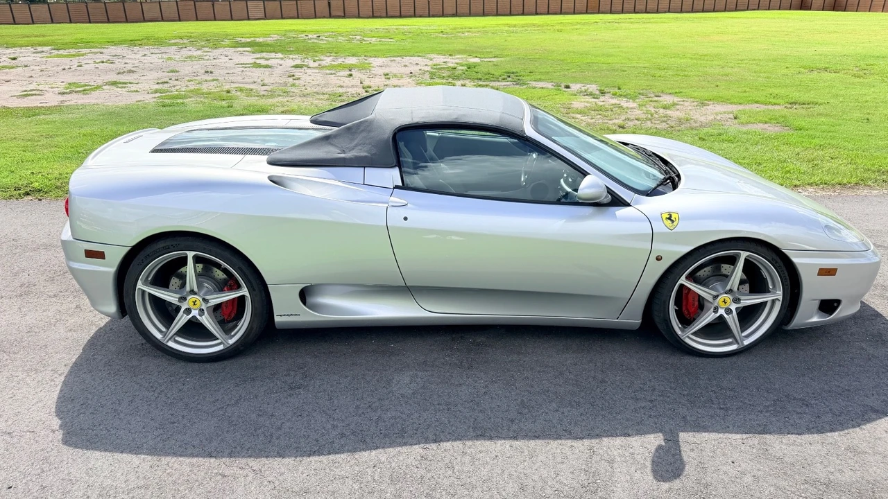2001 Ferrari 360 Spider - Image 8 of 25