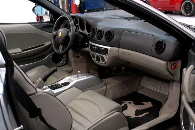 2001 Ferrari 360 Spider - Image 4 of 5