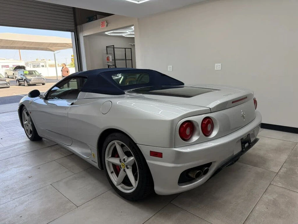 2001 Ferrari 360 Spider - Image 5 of 31