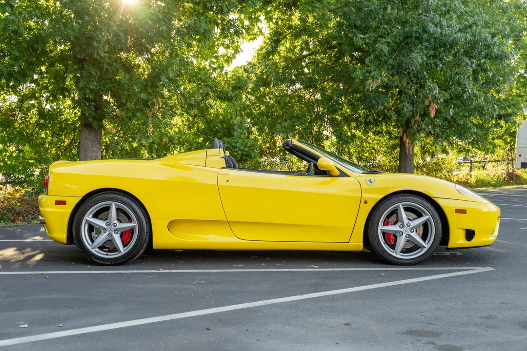 2001 Ferrari 360 Spider - Image 13 of 31