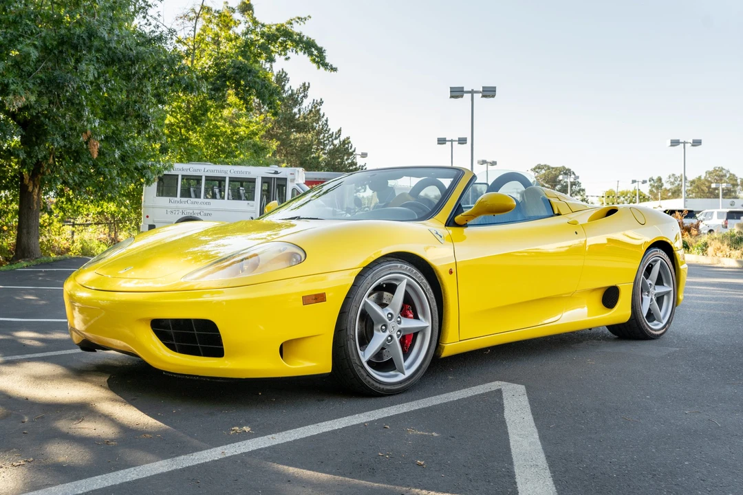 2001 Ferrari 360 Spider - Image 10 of 31