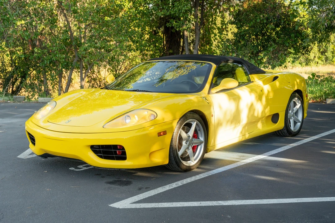 2001 Ferrari 360 Spider - Image 2 of 31