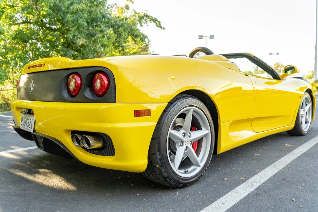 2001 Ferrari 360 Spider - Image 18 of 31