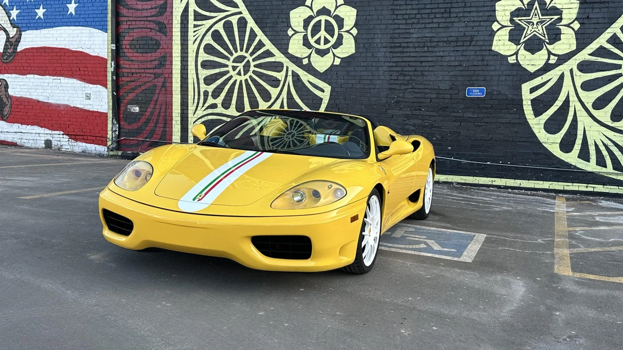 2001 Ferrari 360 Spider - Image 3 of 31