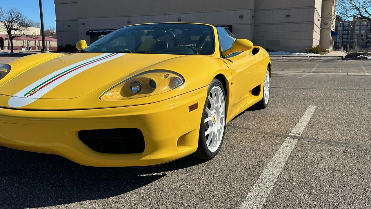2001 Ferrari 360 Spider - Image 20 of 31