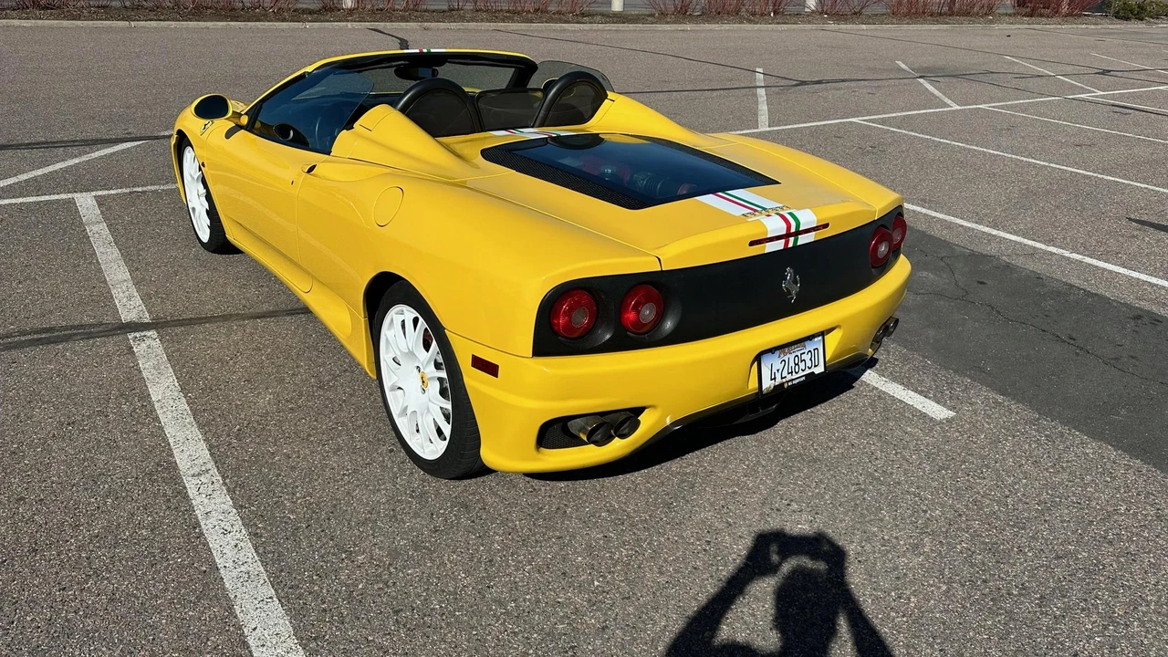 2001 Ferrari 360 Spider - Image 25 of 31