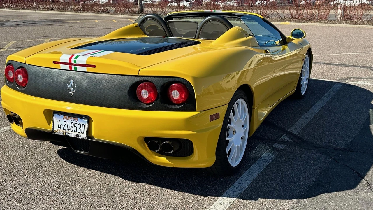 2001 Ferrari 360 Spider - Image 27 of 31