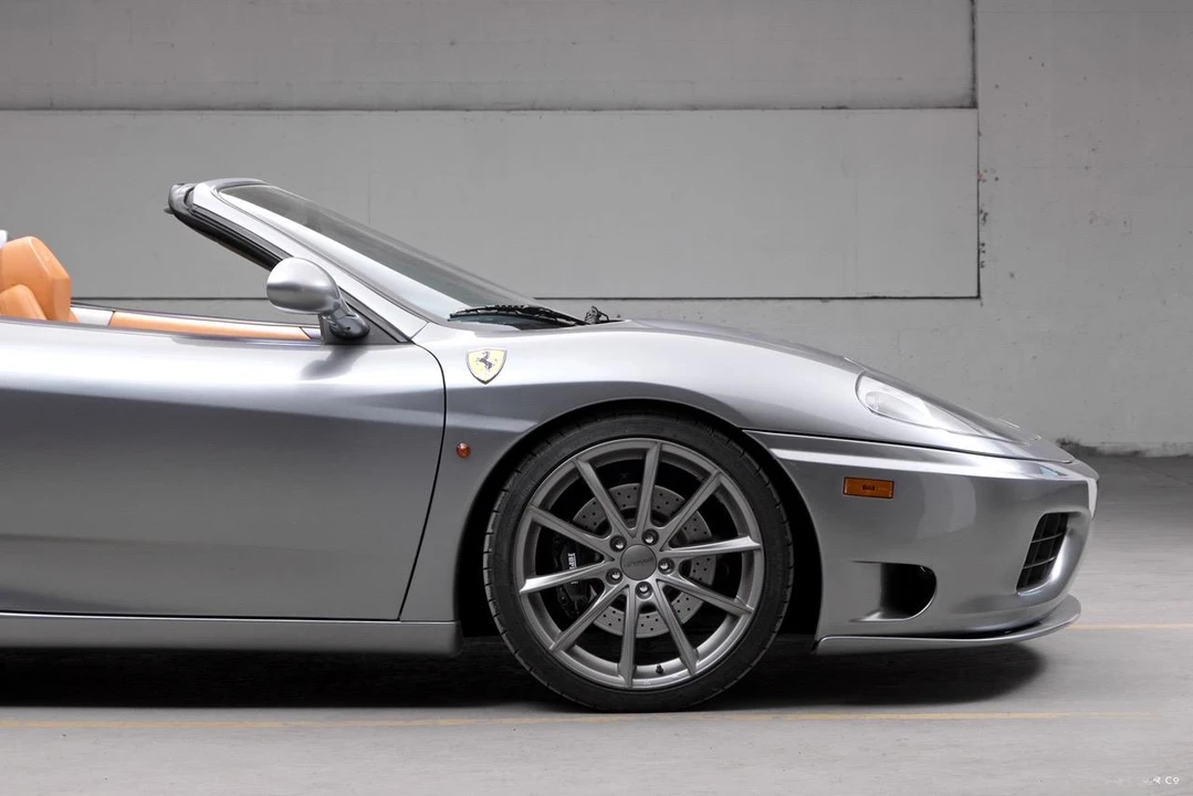 2001 Ferrari 360 Spider - Image 22 of 31
