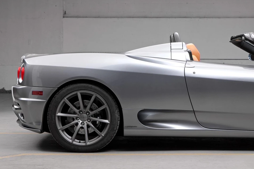 2001 Ferrari 360 Spider - Image 21 of 31