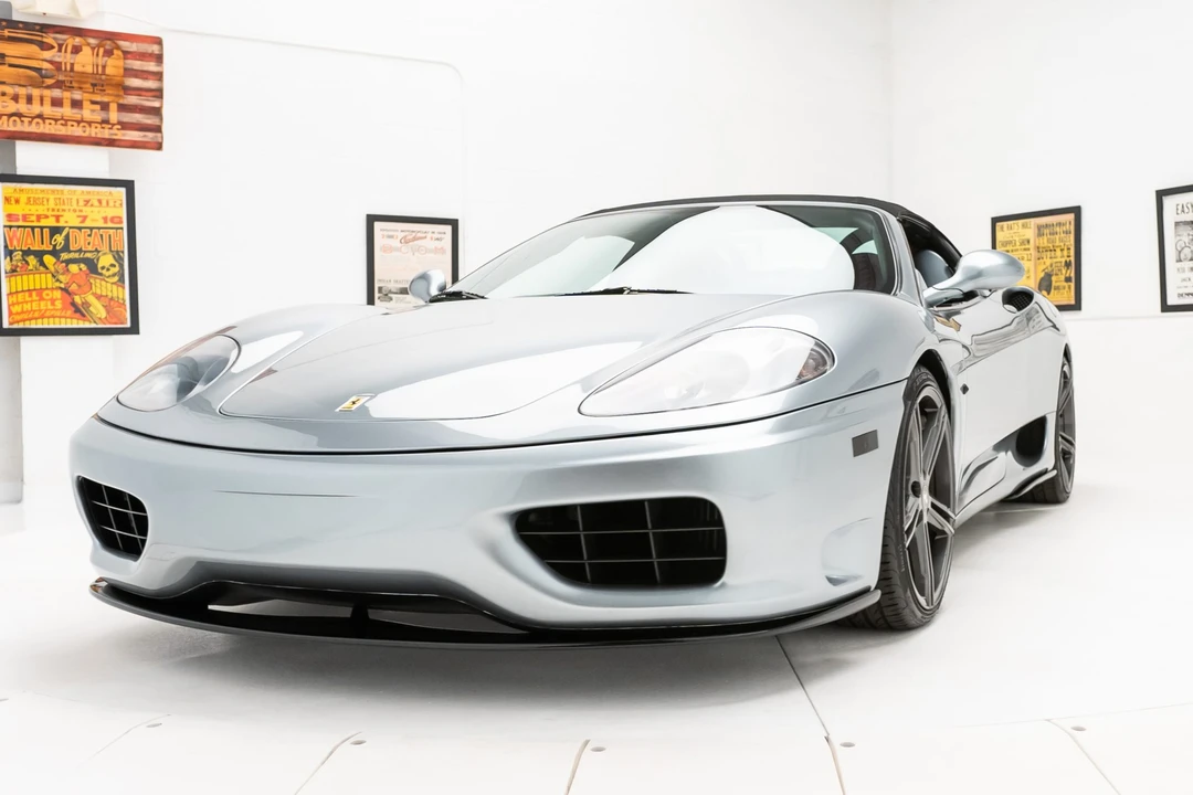 2001 Ferrari 360 Spider - Image 2 of 31