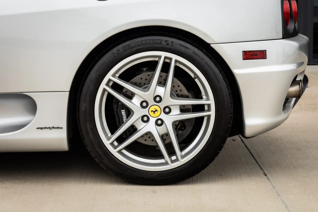 2001 Ferrari 360 Spider - Image 17 of 31