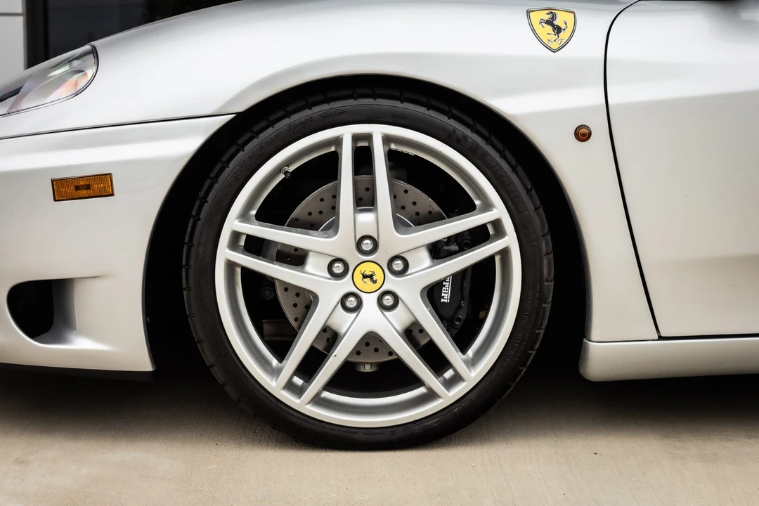 2001 Ferrari 360 Spider - Image 16 of 31