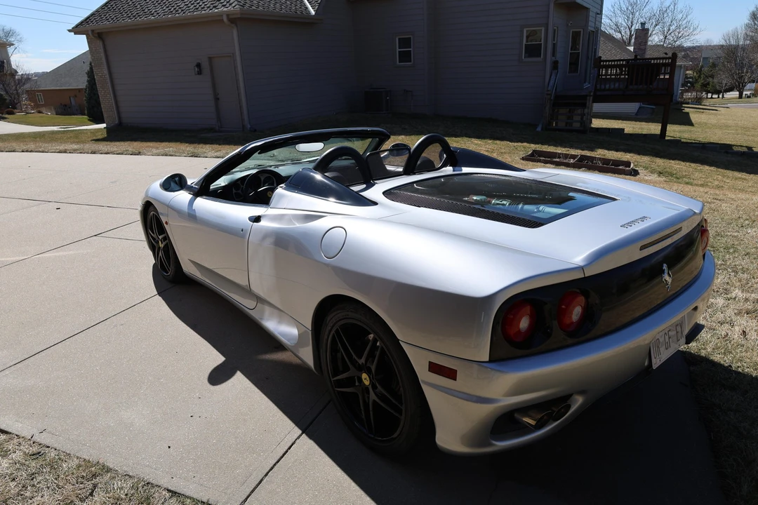 2001 Ferrari 360 Spider - Image 14 of 31
